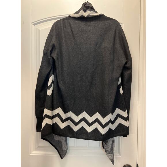 My Bajee Collection Women’s Open Front Cardigan Sweater Size M/L Black Beige - Picture 3 of 3